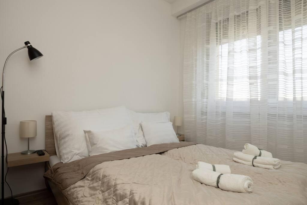 Martonfalvi Penthouse W Jacuzzi Ντέμπρετσεν Εξωτερικό φωτογραφία